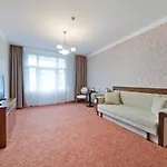 Aura Hotel