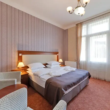 Hotel Aura