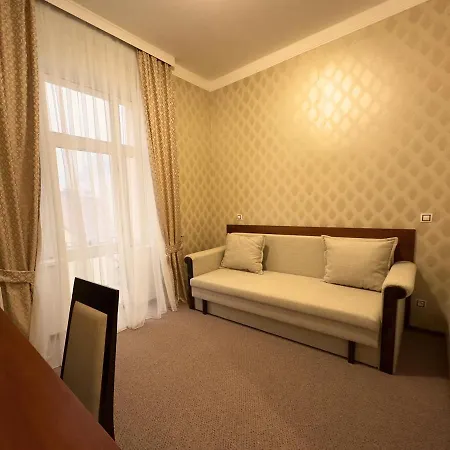 Hotel Aura