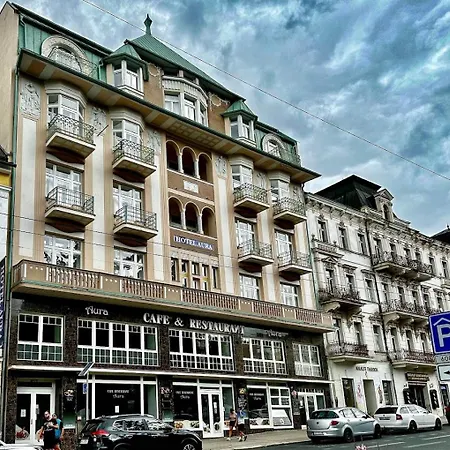 Aura Hotel 4*
